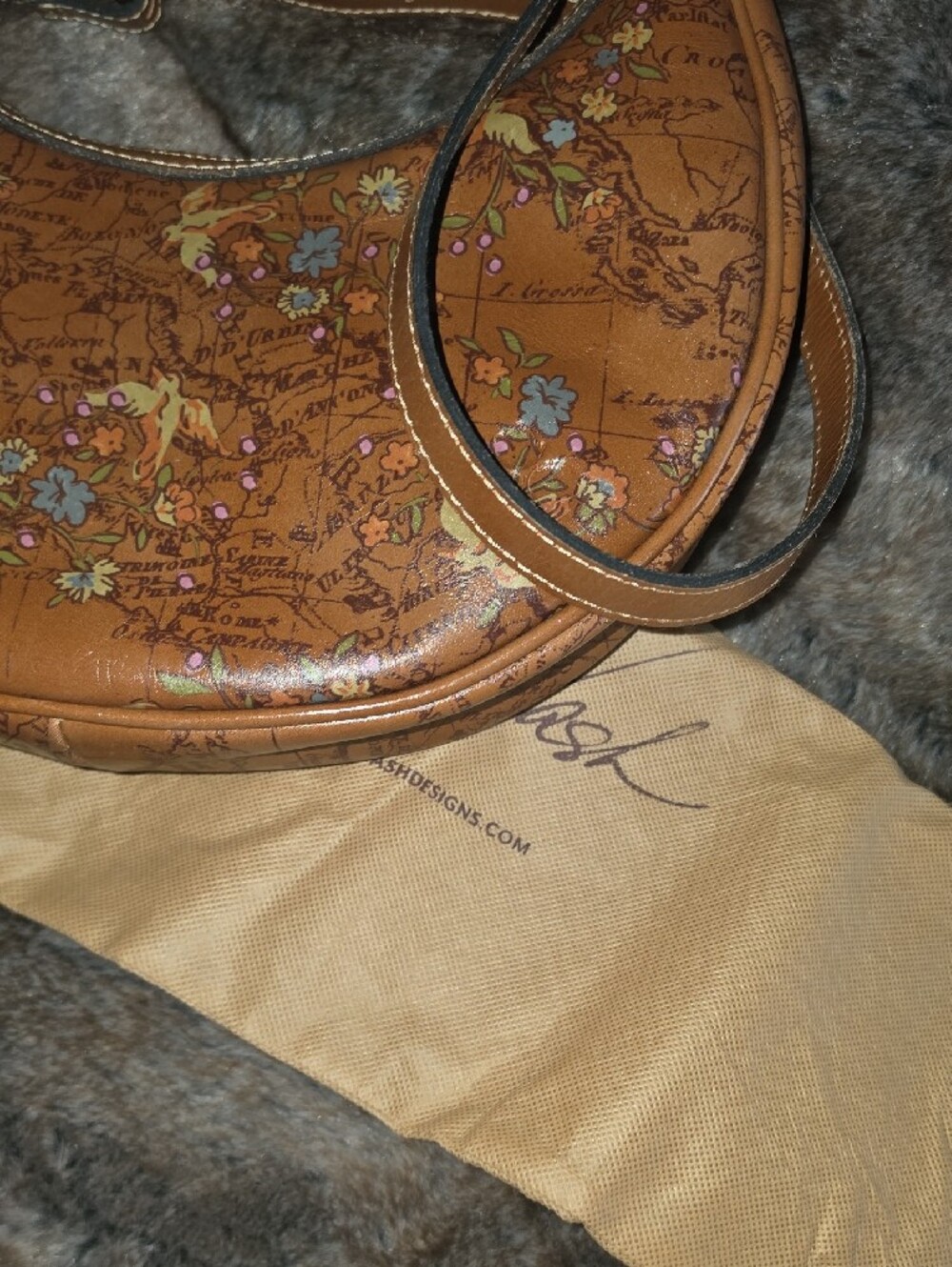 Patricia Nash Brown Floral Embossed Leather Crossbody - Picture 10 of 10